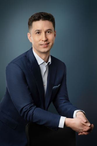 Dr. David Schwirtz